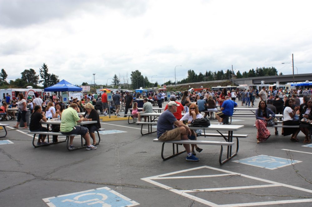 Crowd at the Moveable Feast