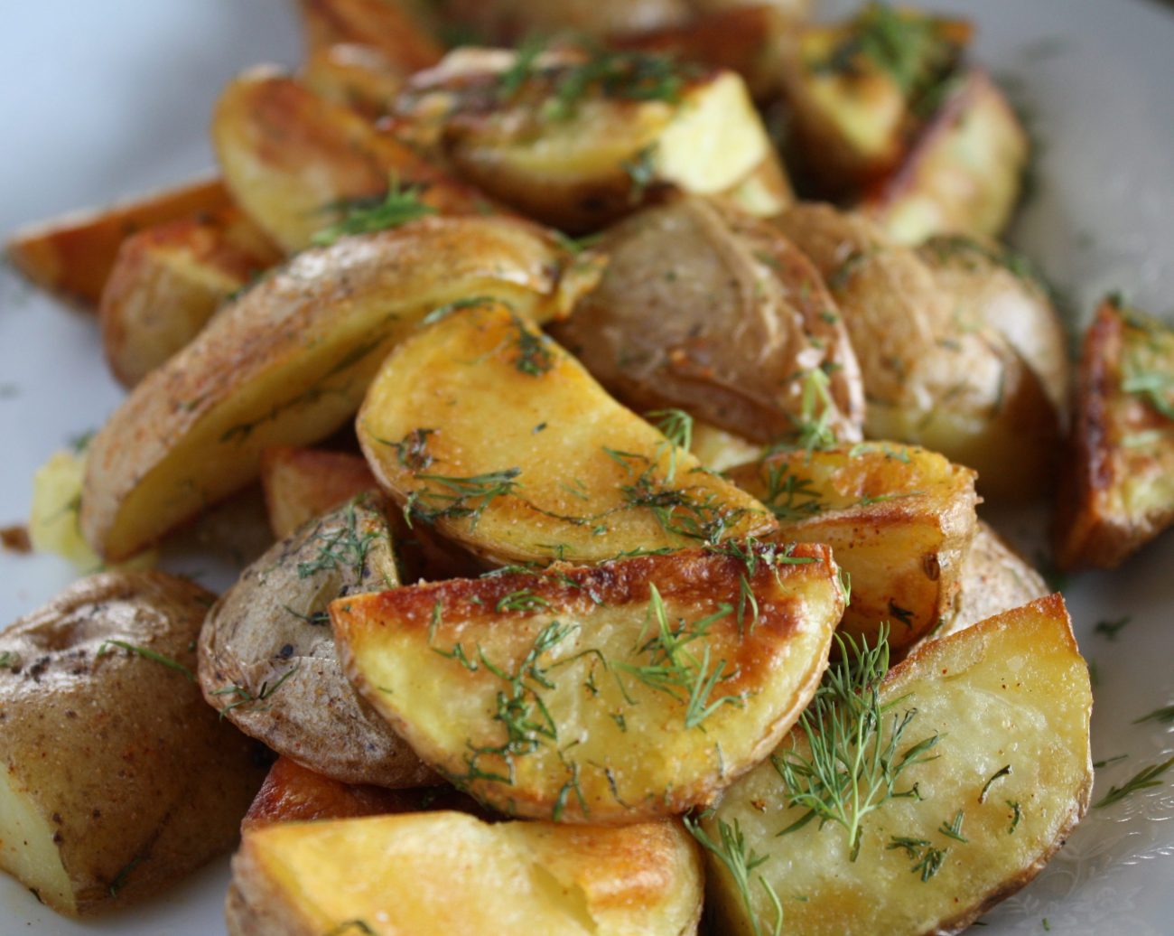 Garlicky Dill Potatoes