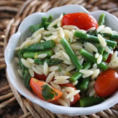 Lemon Orzo Salad with Asparagus and Tomatoes