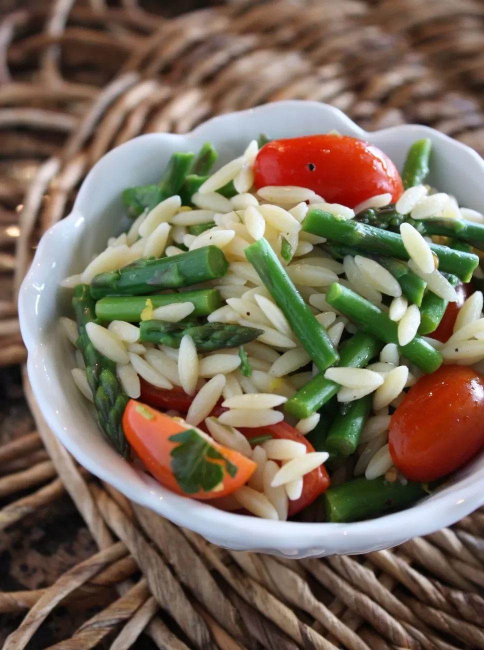 Lemon Orzo Salad with Asparagus and Tomatoes